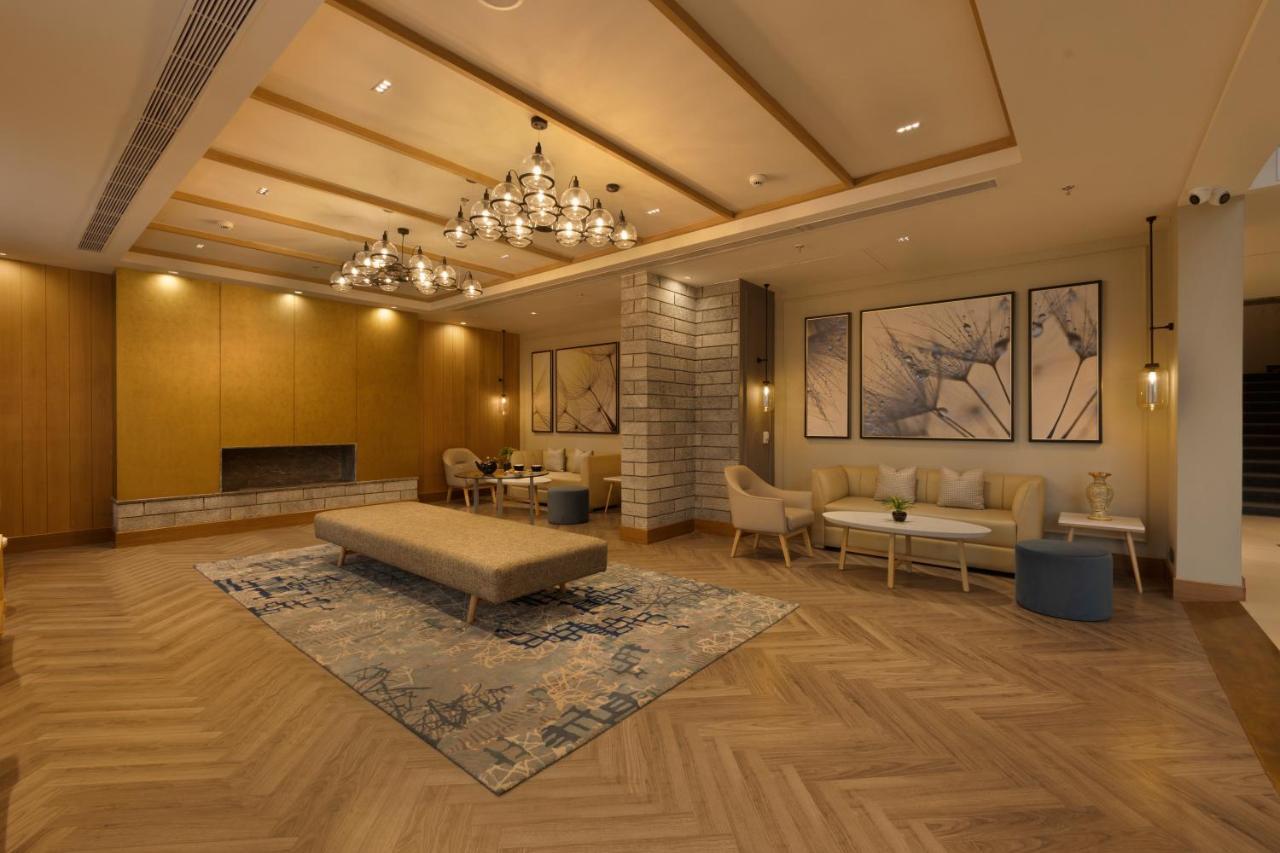 Sarovar Portico Srinagar Extérieur photo