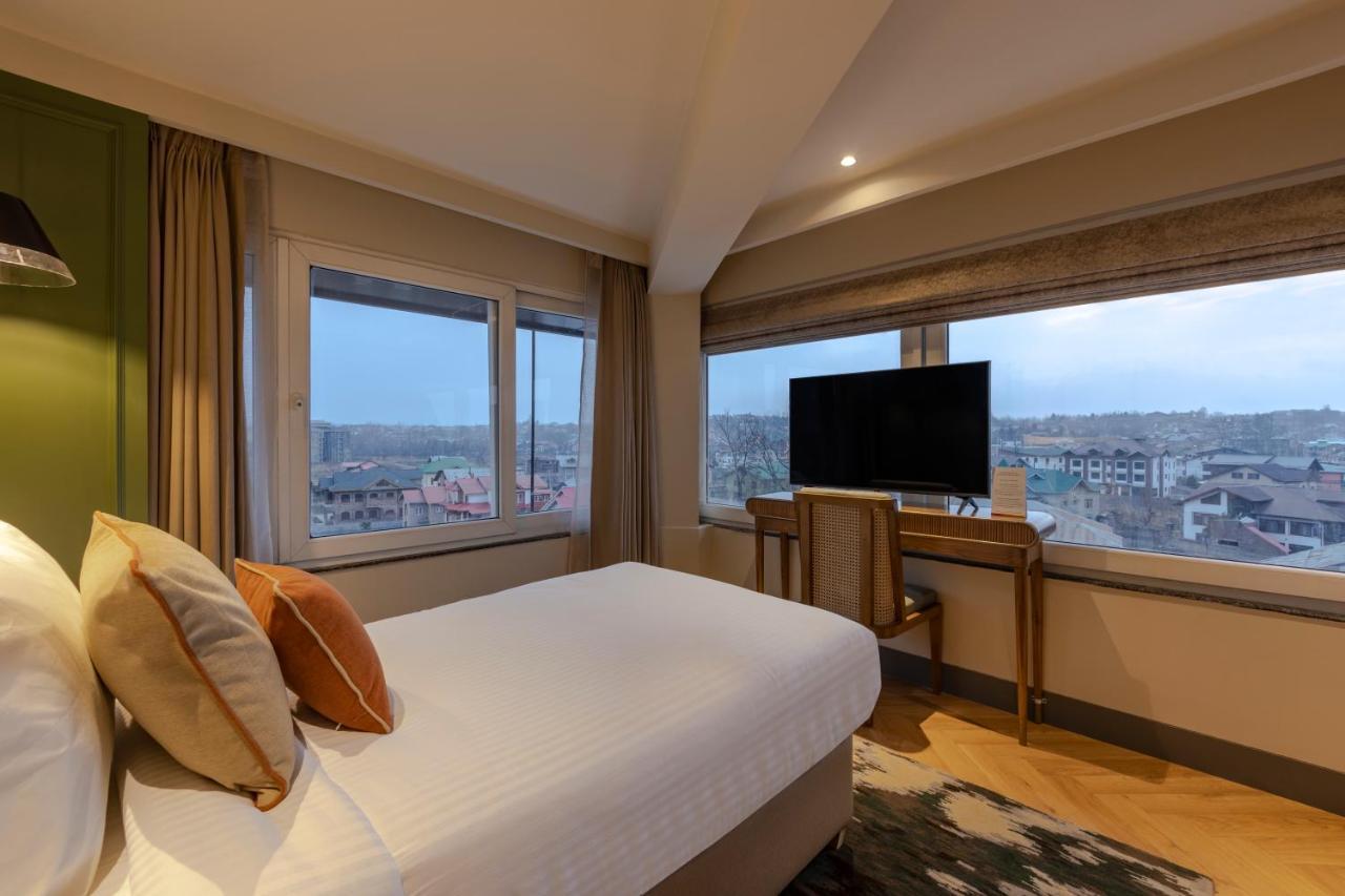Sarovar Portico Srinagar Extérieur photo