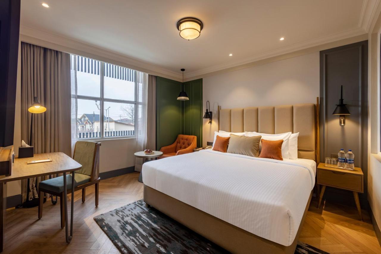 Sarovar Portico Srinagar Extérieur photo
